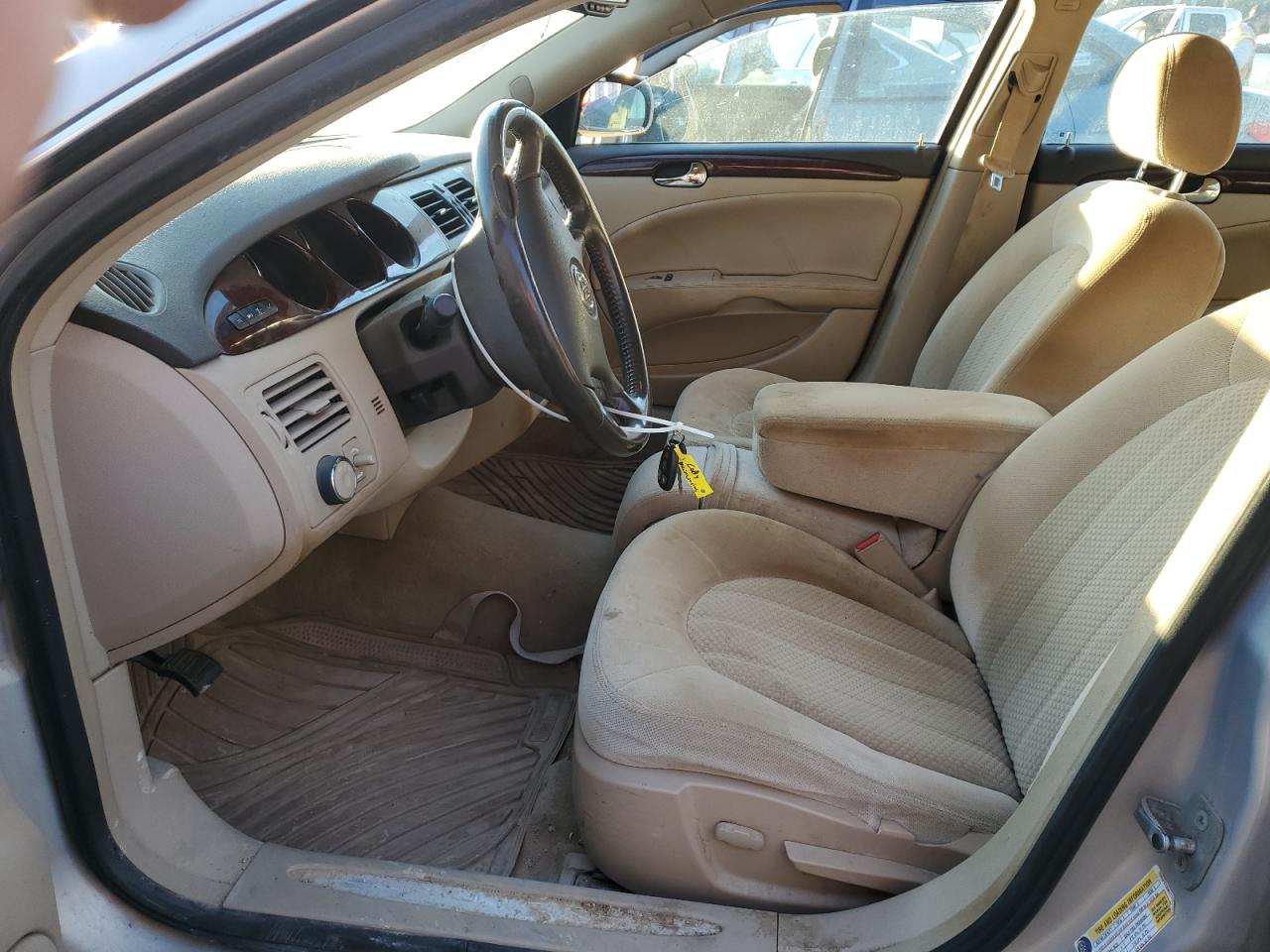 2008 Buick Lucerne - Image 7