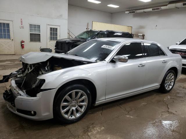 2012 Chrysler 300 Limited na sprzedaż w Davison, MI - Front End