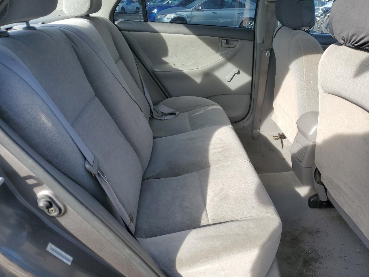 2004 Toyota Corolla - Image 10