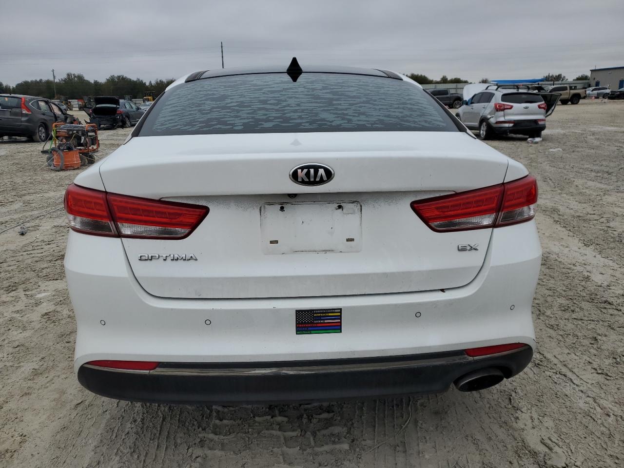 2018 Kia Optima - Image 6