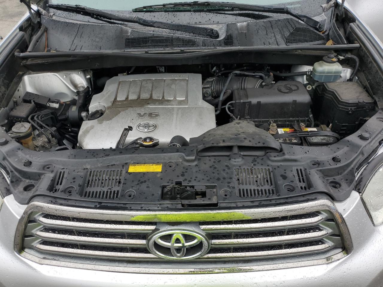 2008 Toyota Highlander - Image 13