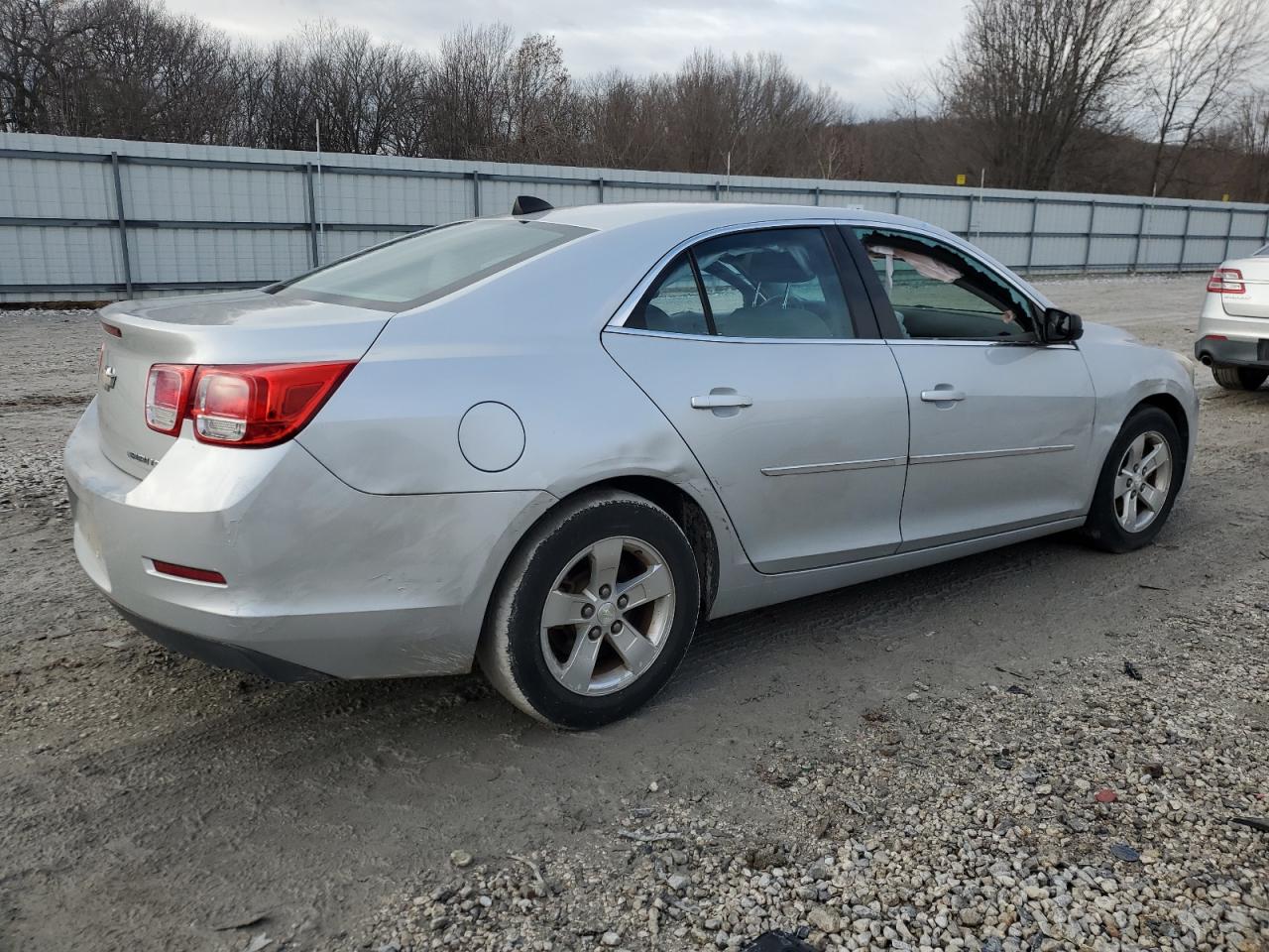 2014 Chevrolet Malibu - Image 3