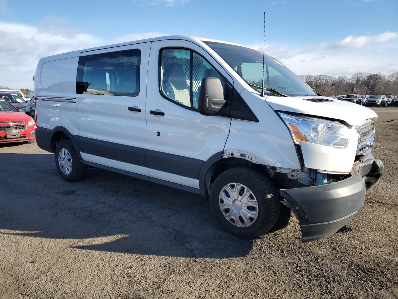 VIN 1FTYR1YM6KKA42377 2019 FORD TRANSIT no.4