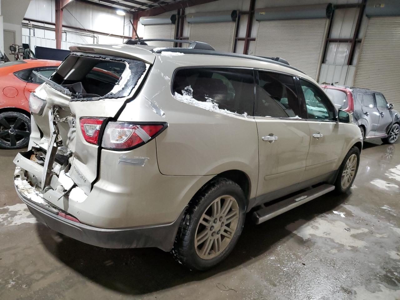 2014 Chevrolet Traverse - Image 3
