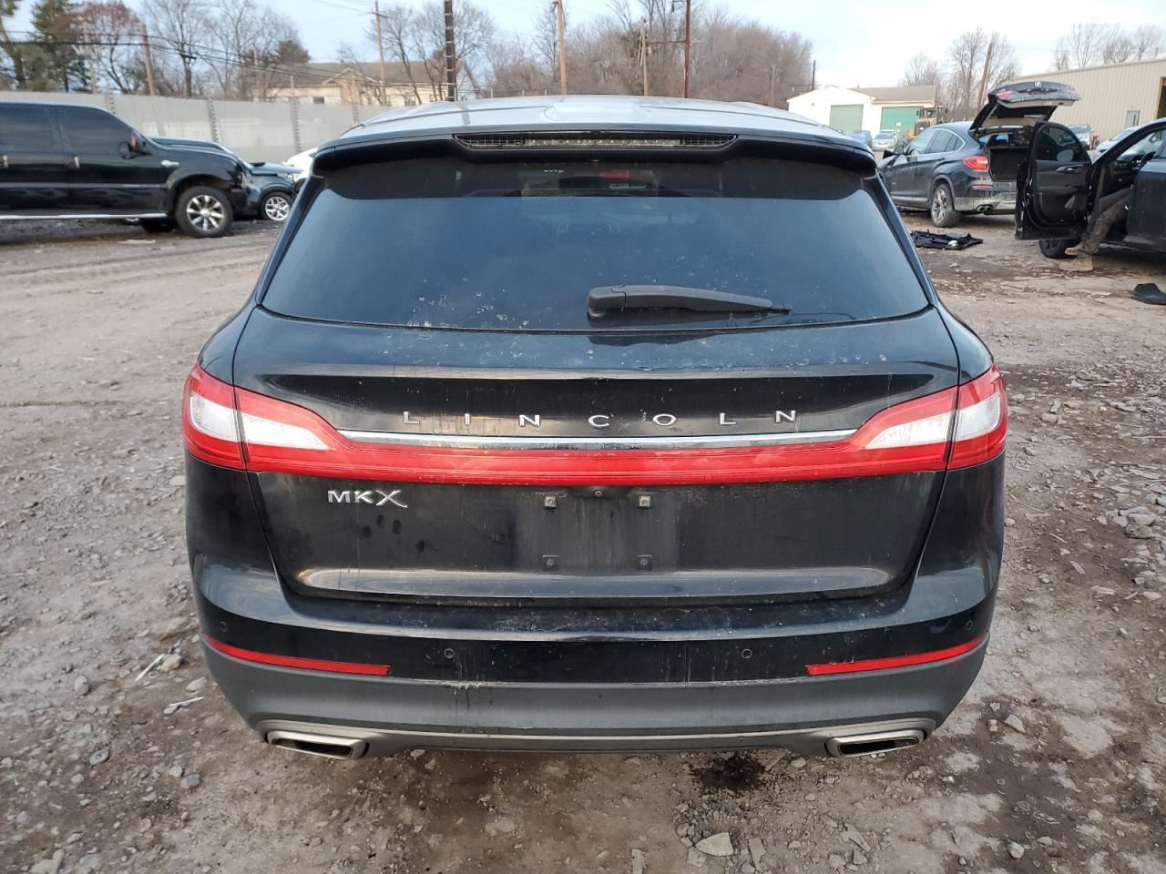 2016 Lincoln MKX - Image 6