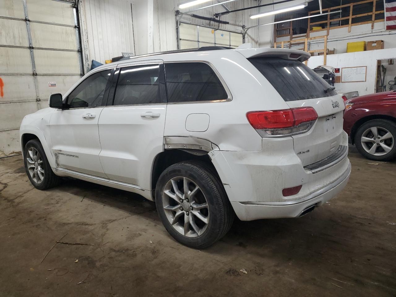 2016 Jeep Grand Cherokee - Image 2