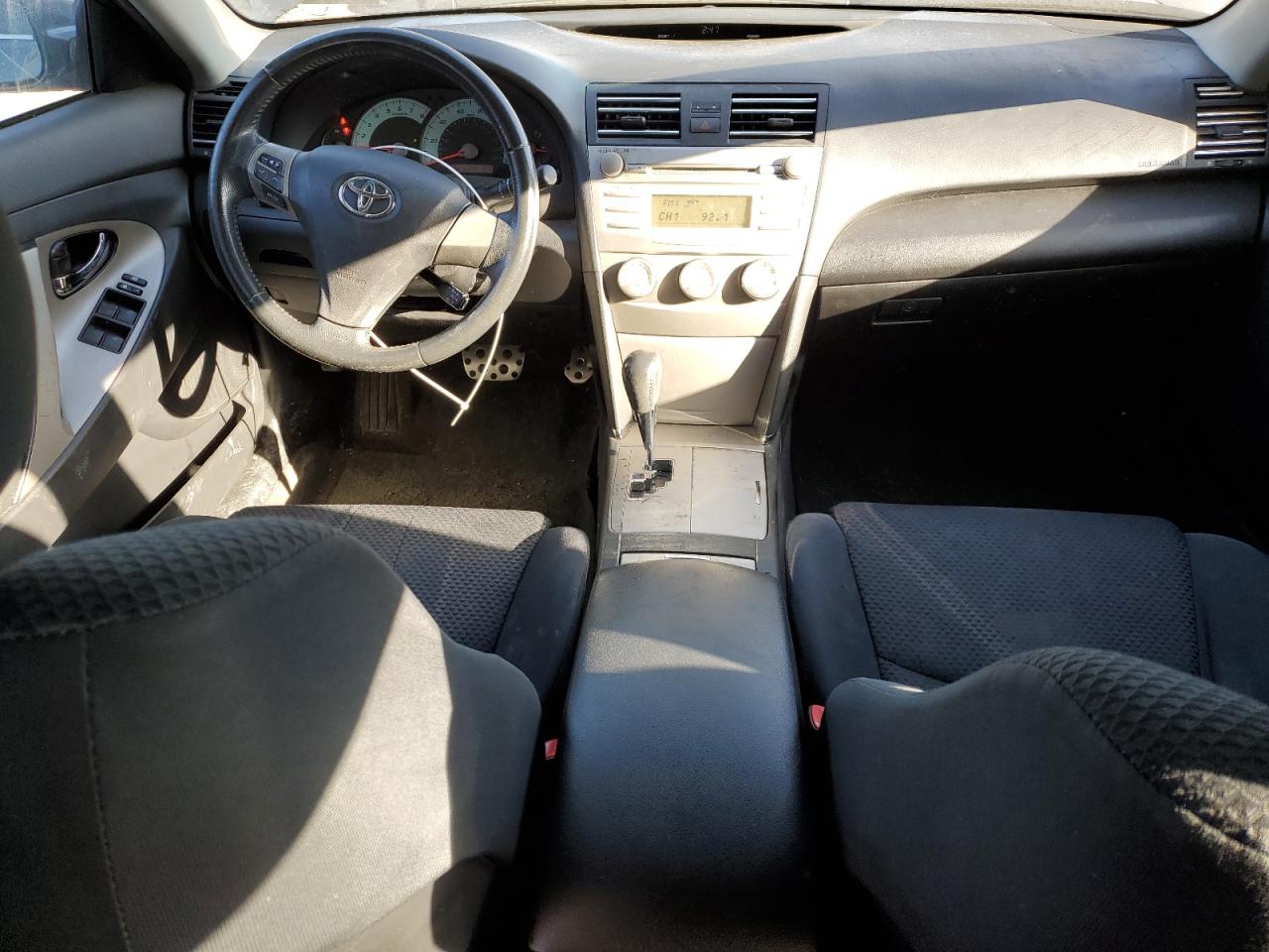 2011 Toyota Camry - Image 8