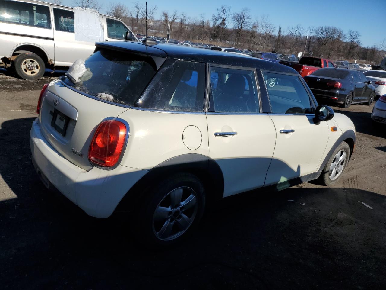 2015 MINI Cooper - Image 3