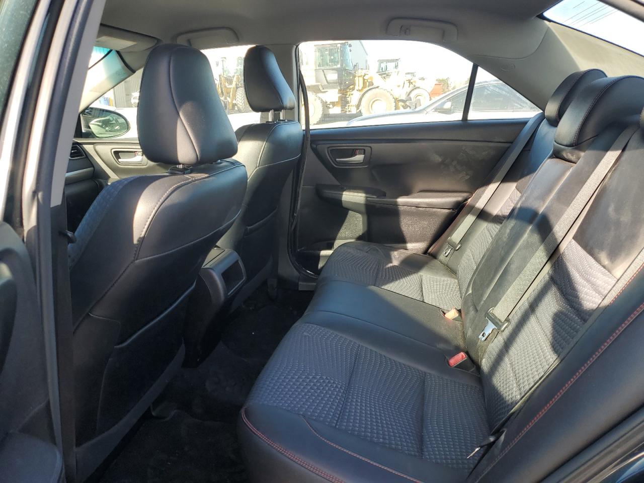 2015 Toyota Camry - Image 10