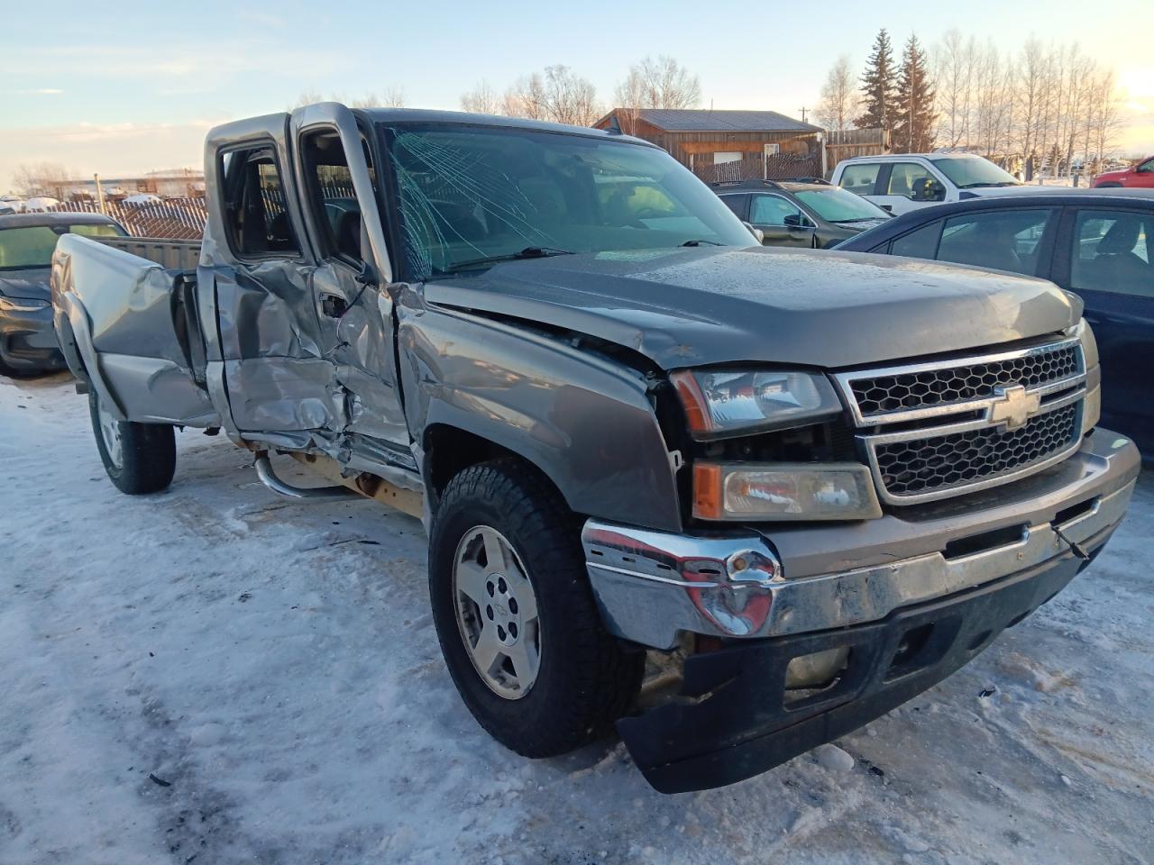 2006 Chevrolet Silverado - Image 4