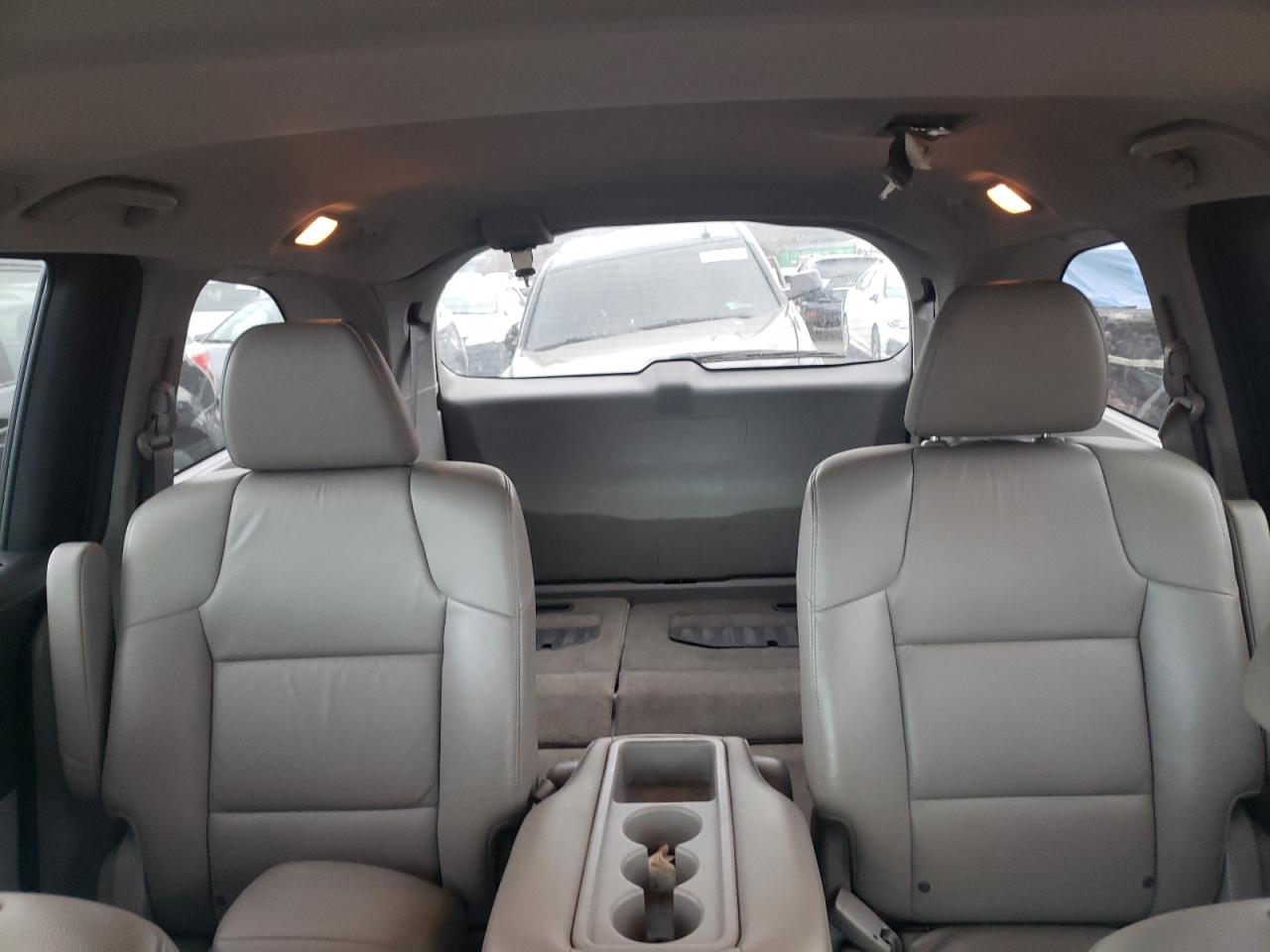 2013 Honda Odyssey - Image 10