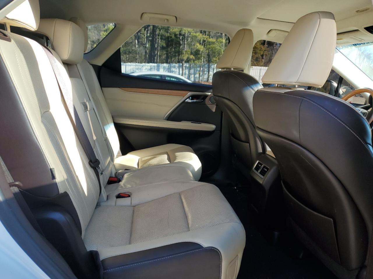 2018 Lexus RX - Image 11