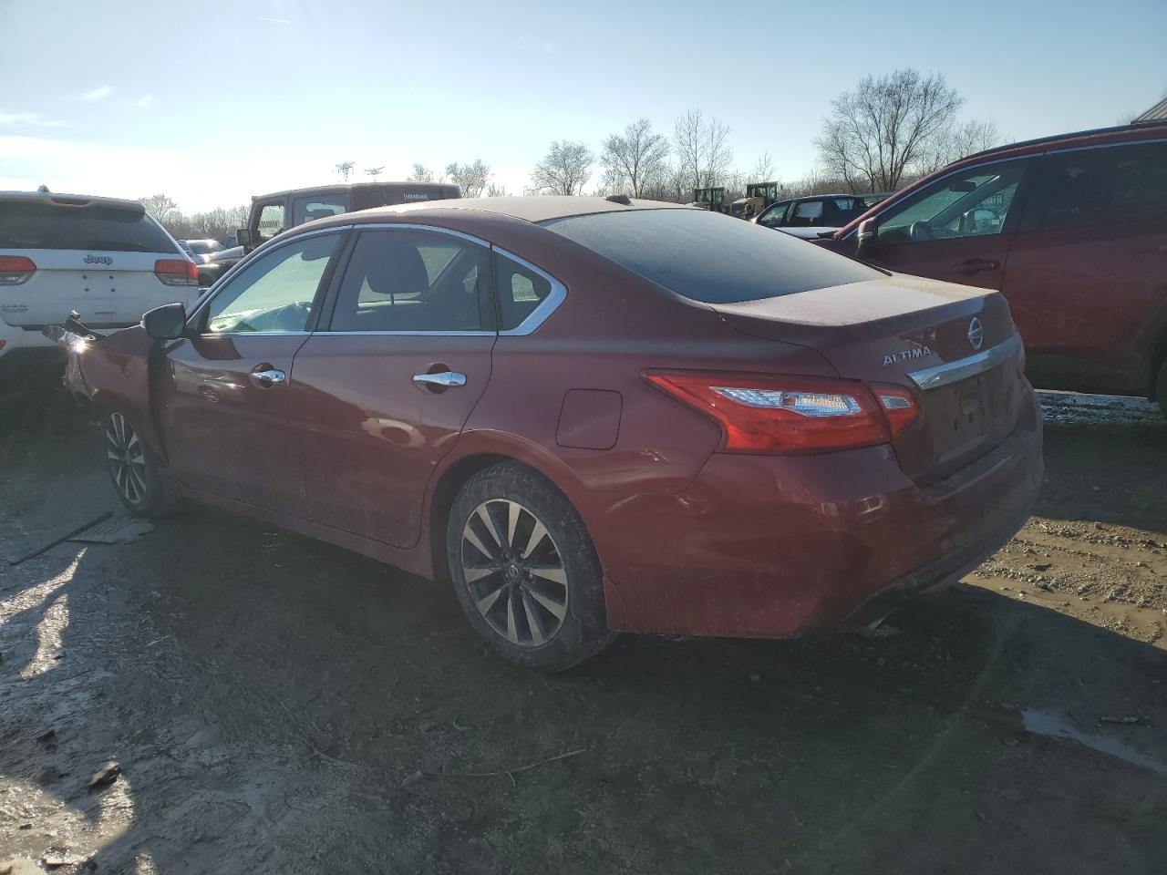 2016 Nissan Altima - Image 2