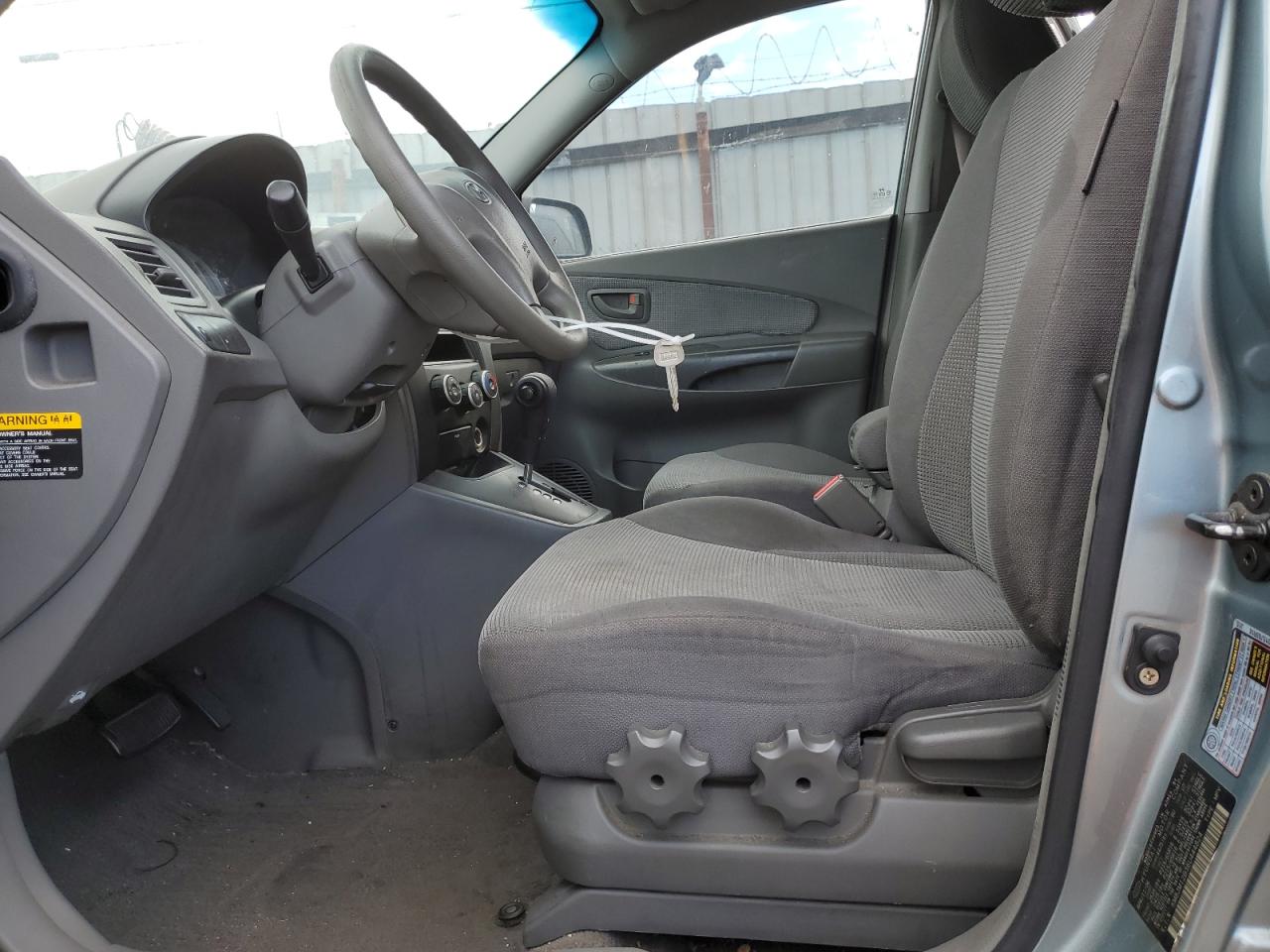 2006 Hyundai Tucson - Image 7