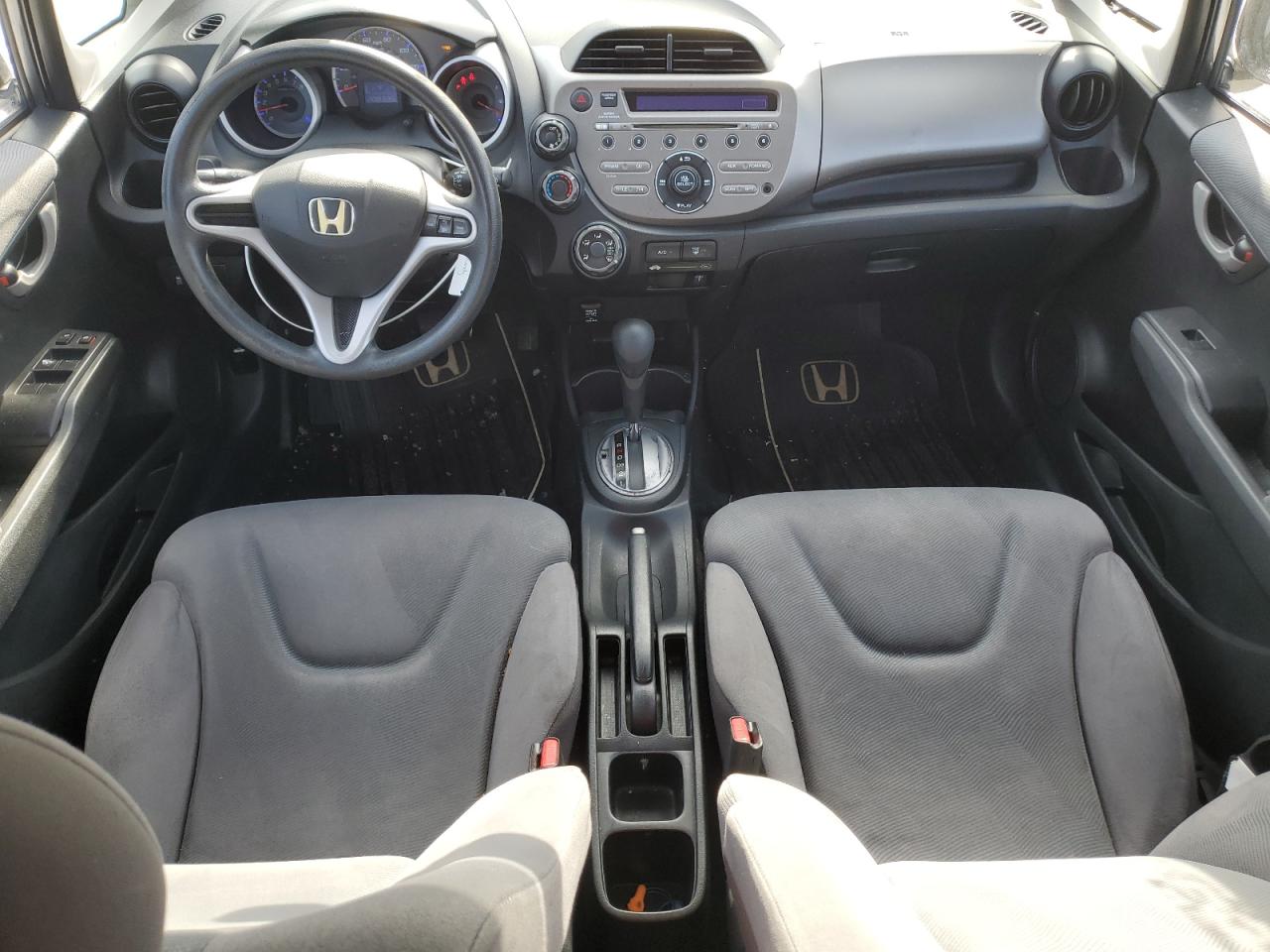 2013 Honda Fit - Image 8