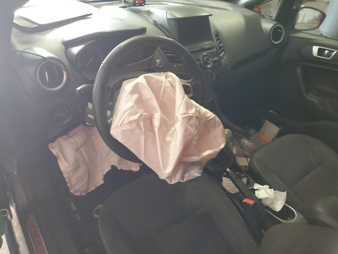 2018 Ford Fiesta - Image 8