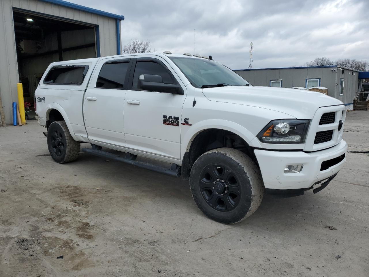 VIN 3C6UR5FL8HG571319 2017 RAM 2500 no.4