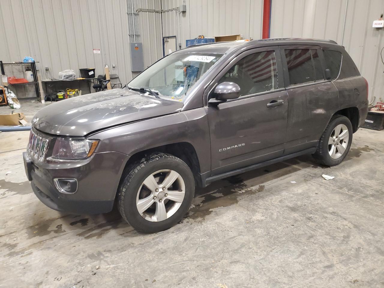 VIN 1C4NJDEB3FD427324 2015 JEEP COMPASS no.1