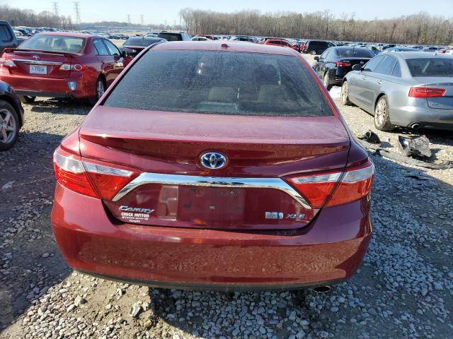 Седаны TOYOTA CAMRY 2016 Красный