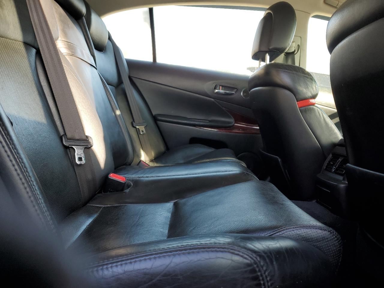 2011 Lexus GS - Image 10