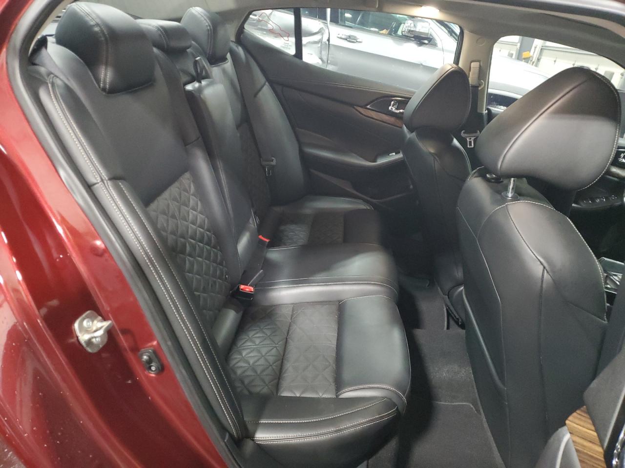 2017 Nissan Maxima - Image 11