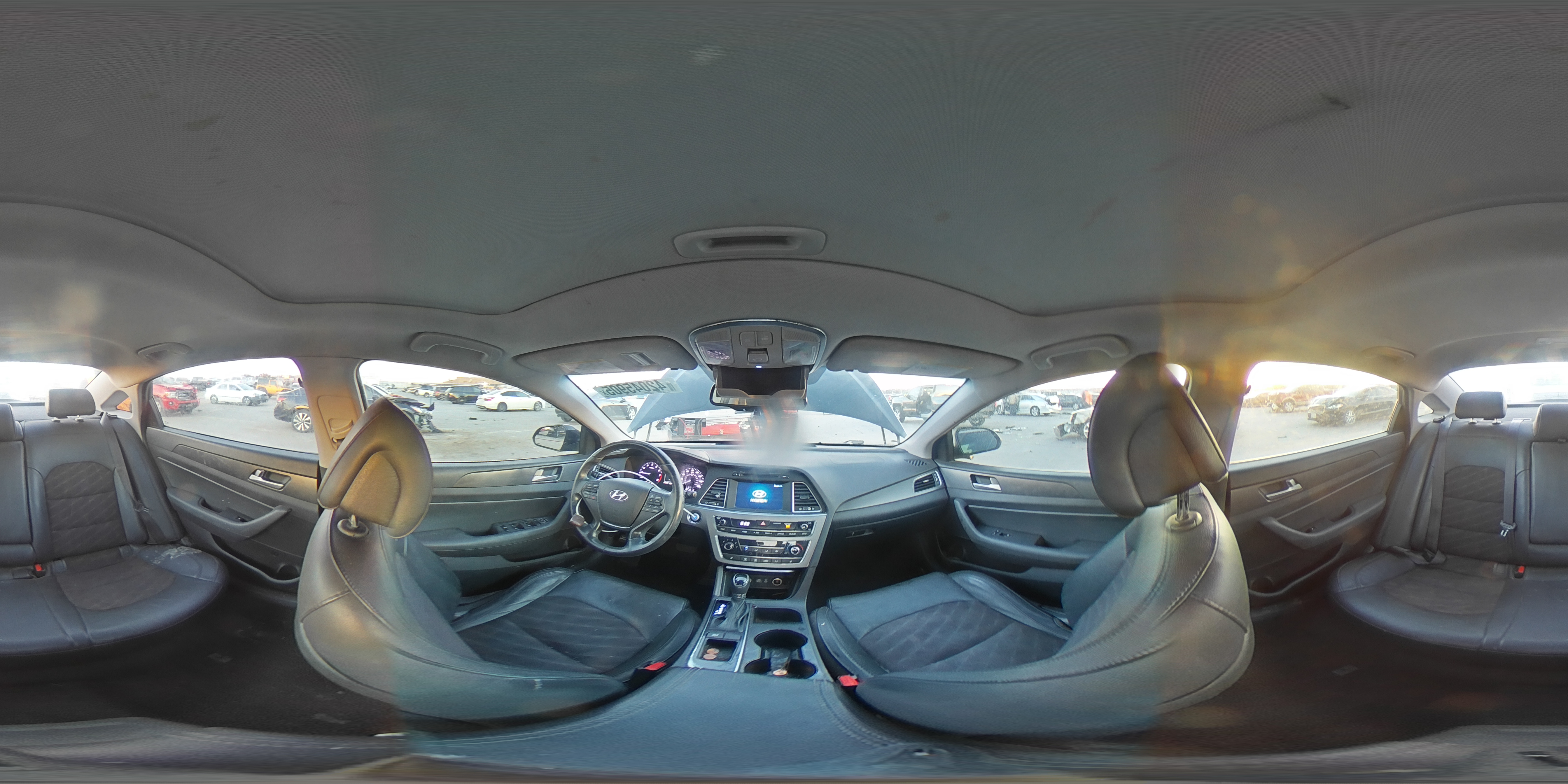 2016 Hyundai Sonata - Image 14