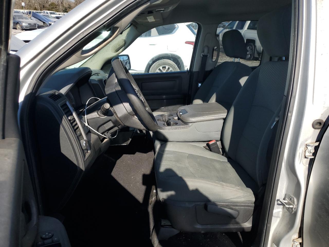 2014 RAM 1500 - Image 7