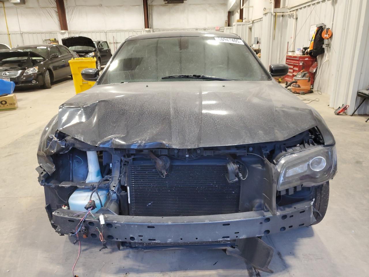 2019 Chrysler 300 - Image 5