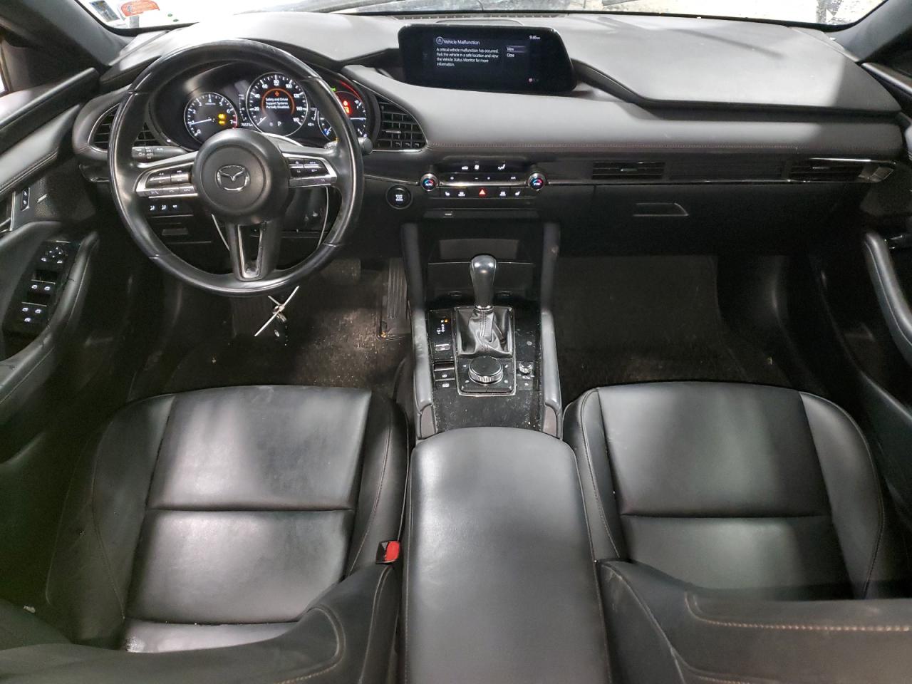 2019 Mazda 3 - Image 8