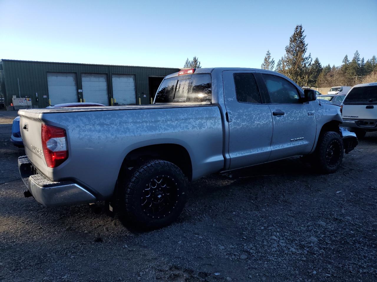 2015 Toyota Tundra - Image 3