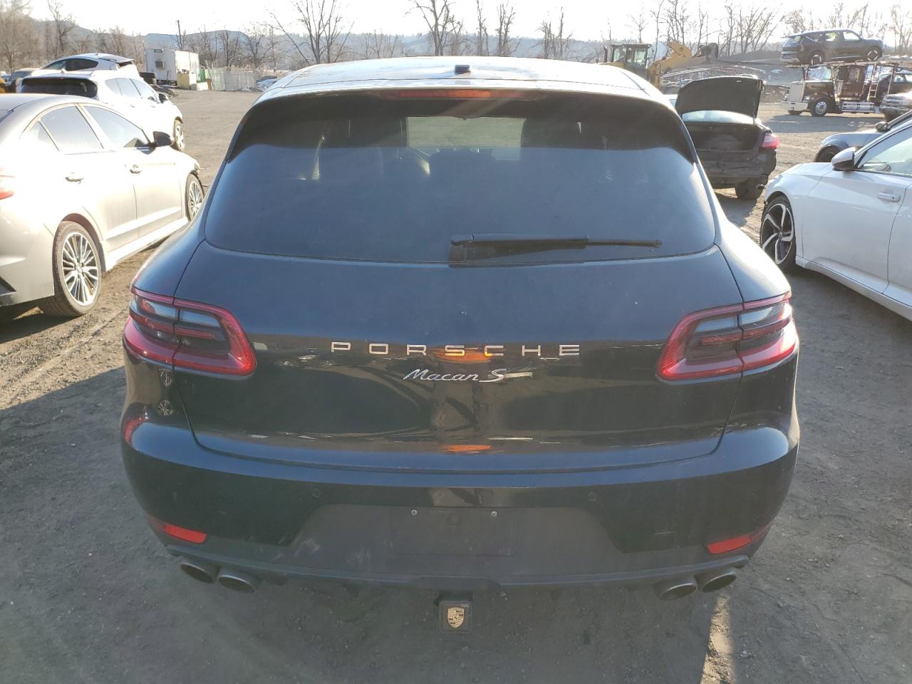 2017 Porsche Macan - Image 6