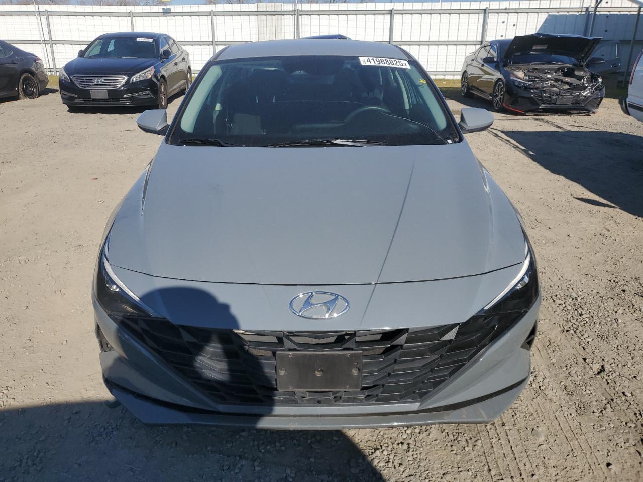 2021 Hyundai Elantra - Image 5