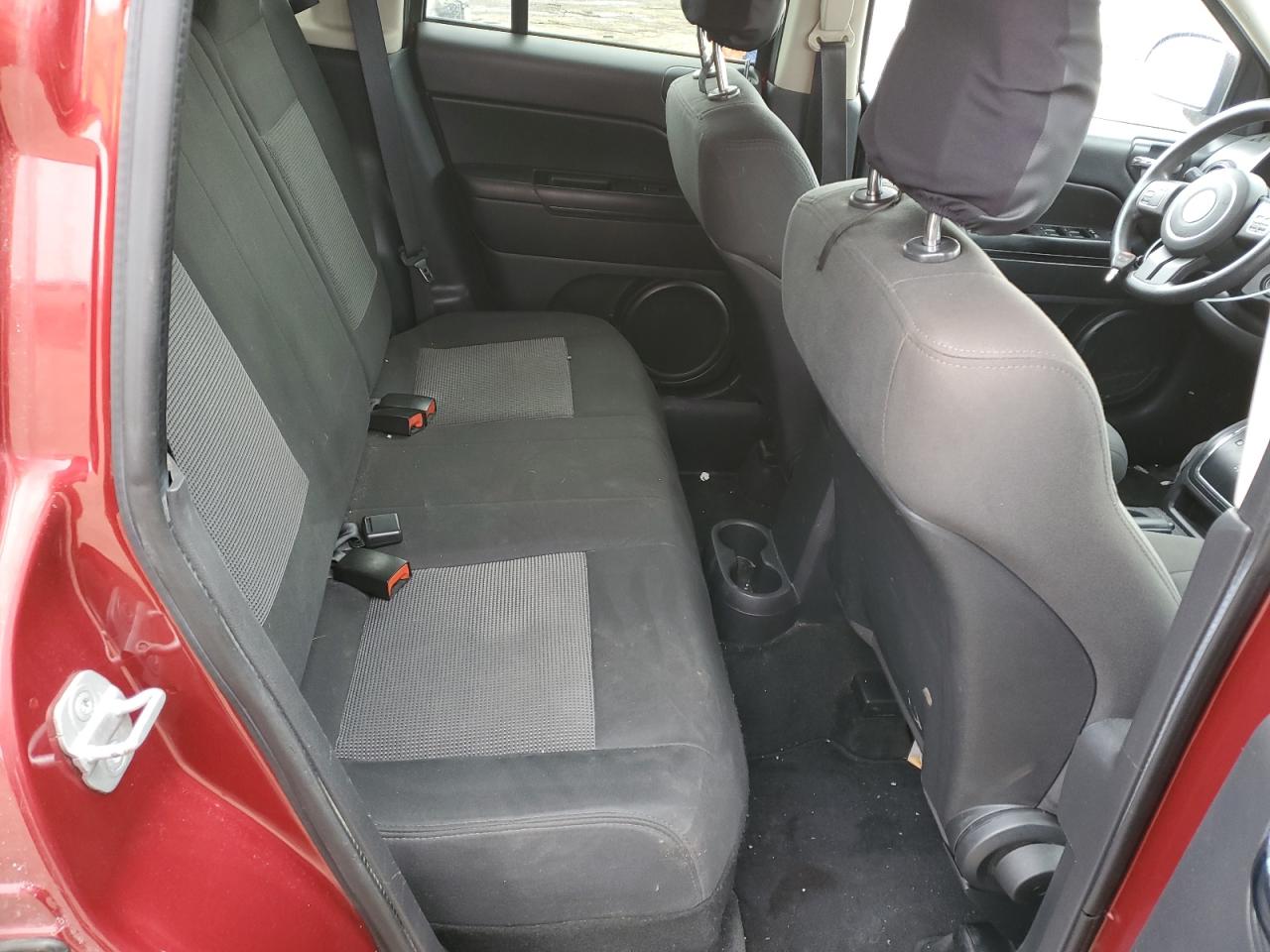 2012 Jeep Compass - Image 10
