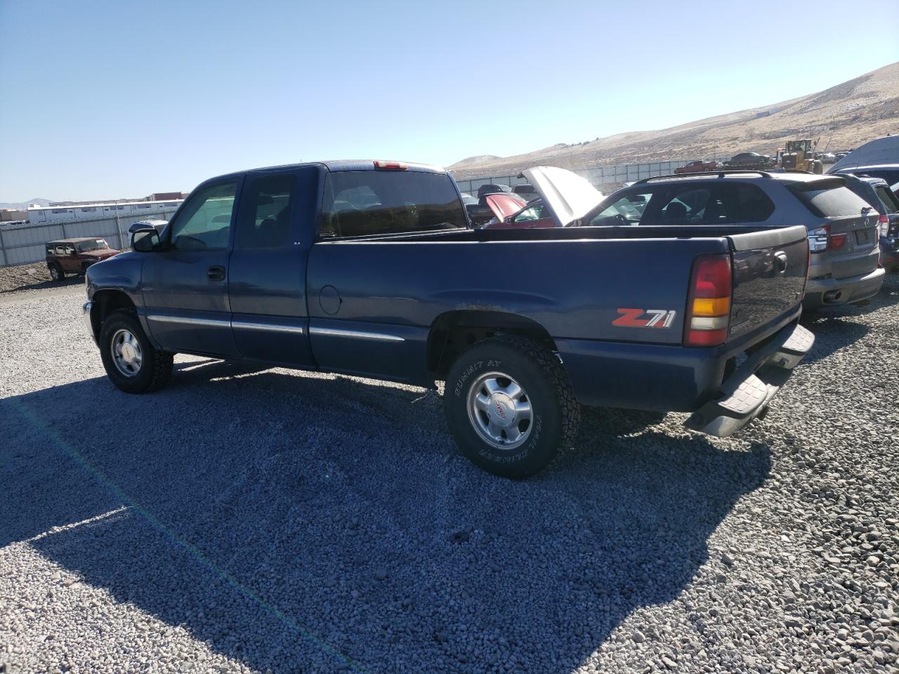 1999 GMC Sierra - Image 2