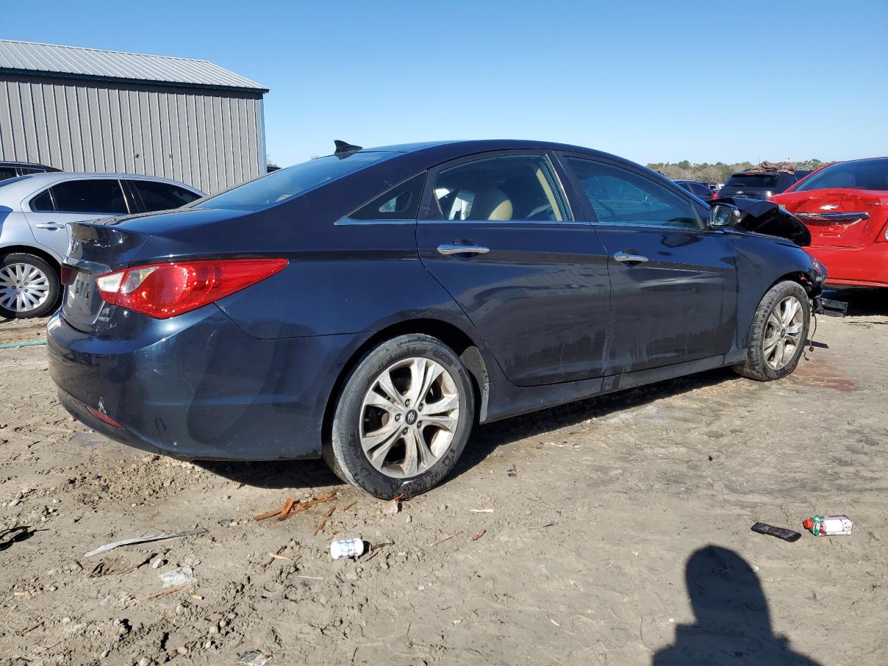 2012 Hyundai Sonata - Image 3