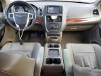 2012 Chrysler Town & Country Touring L en Venta en Elgin, IL - Front End