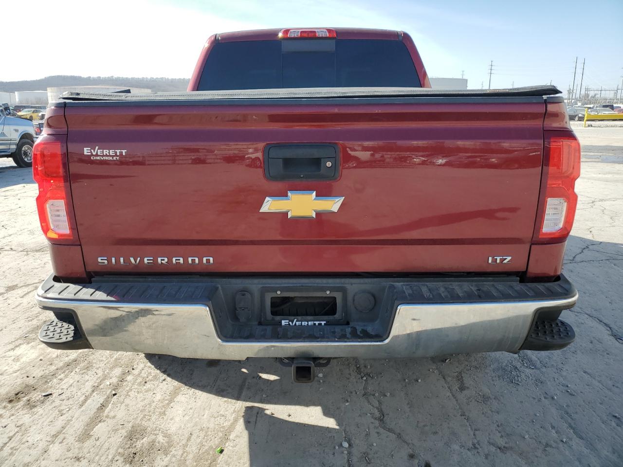 2017 Chevrolet Silverado - Image 6