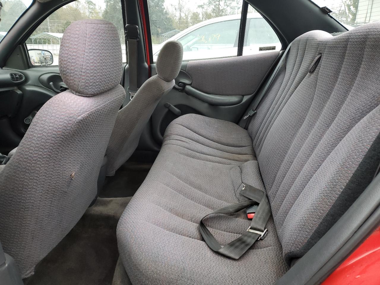 2001 Pontiac Sunfire - Image 10