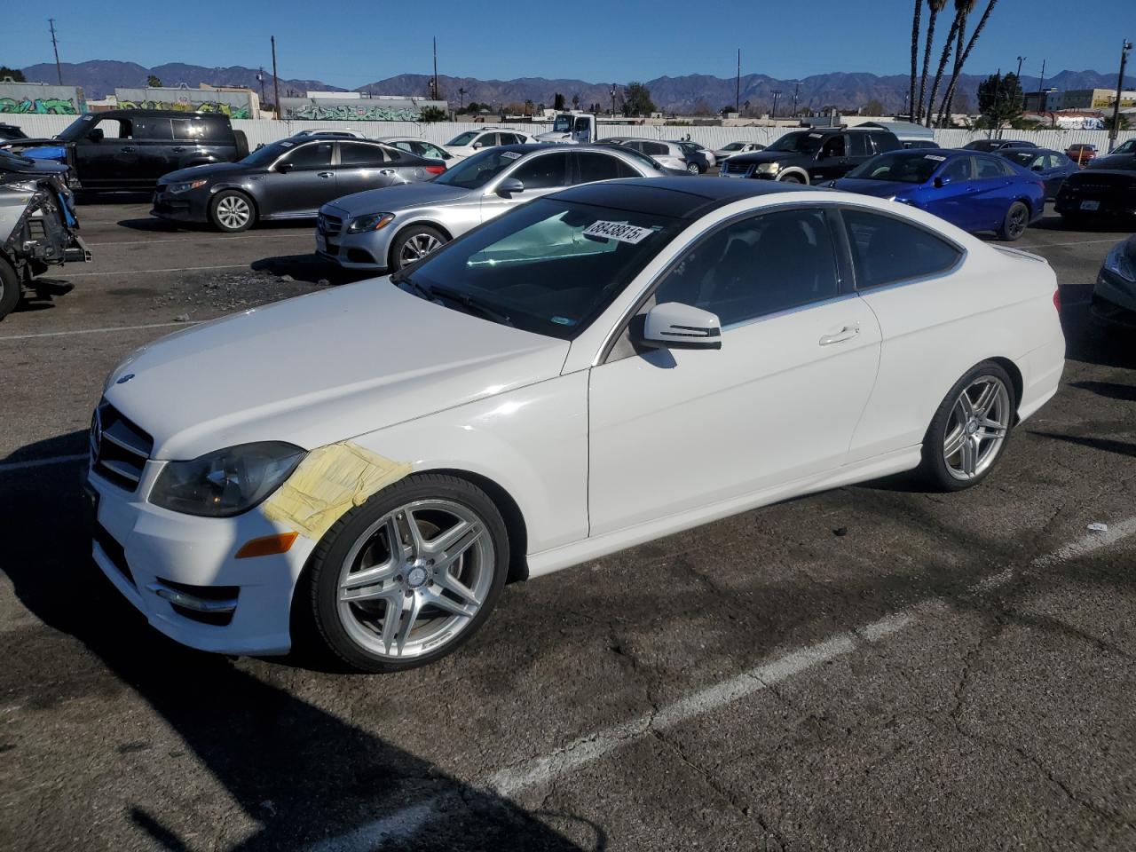 2015 Mercedes-Benz C 250 zu verkaufen in Van Nuys, CA - Front End