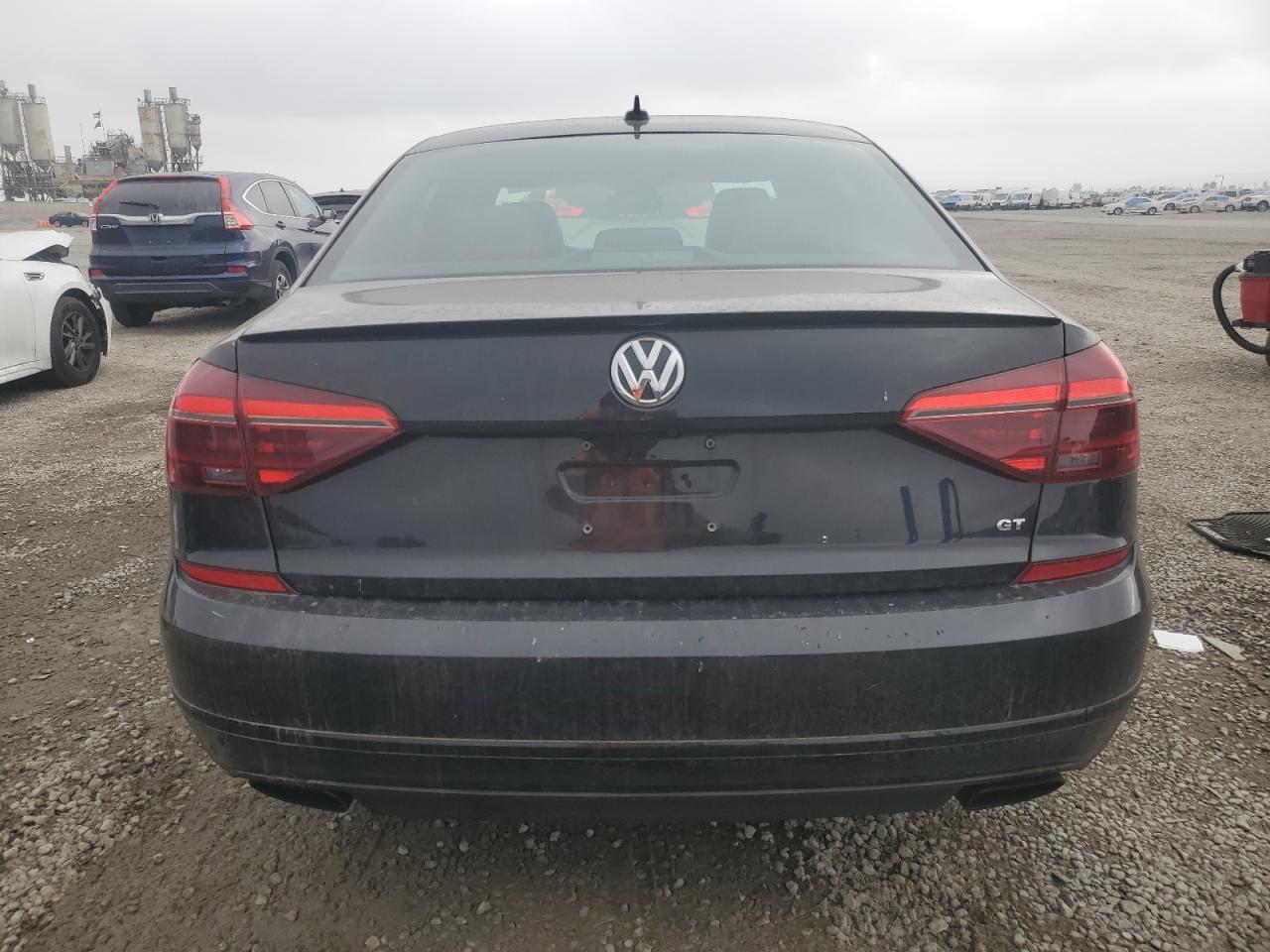 VIN 1VWJM7A33JC039527 2018 VOLKSWAGEN PASSAT no.6