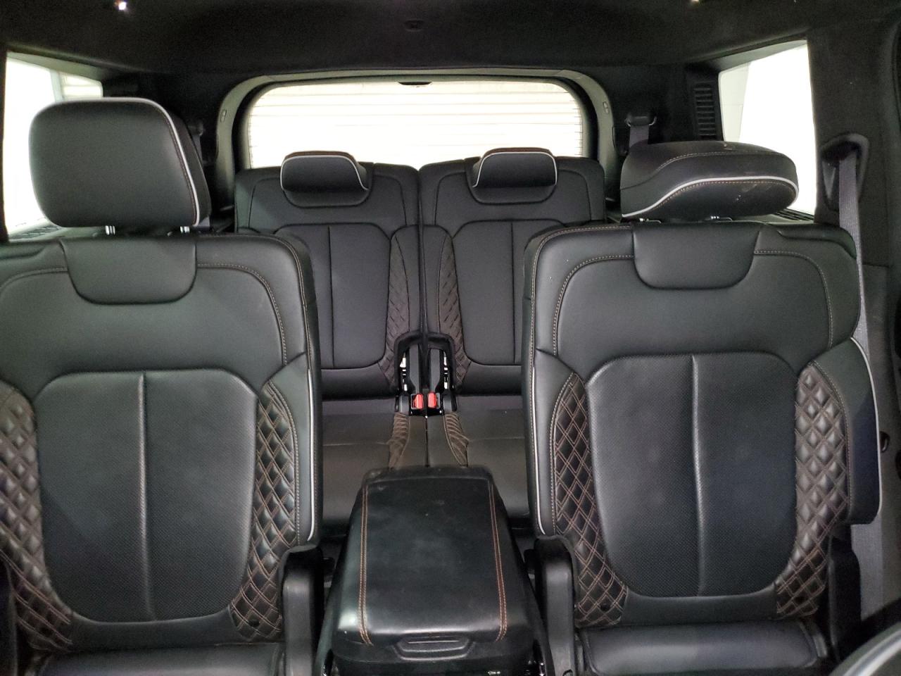 2021 Jeep Grand Cherokee - Image 10