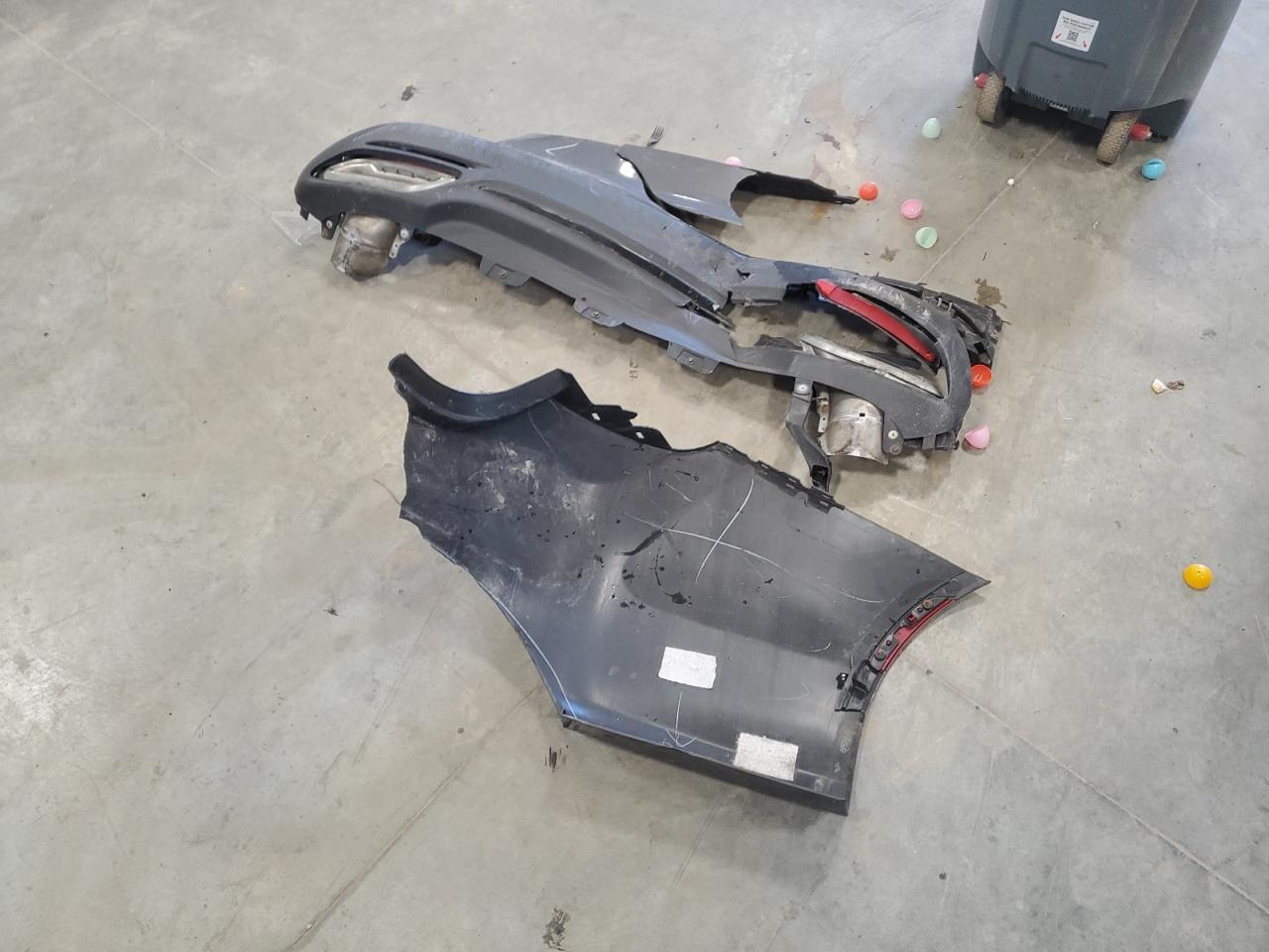 2015 Chrysler 200 S VIN: 1C3CCCBG7FN518820 Lot: 87047024