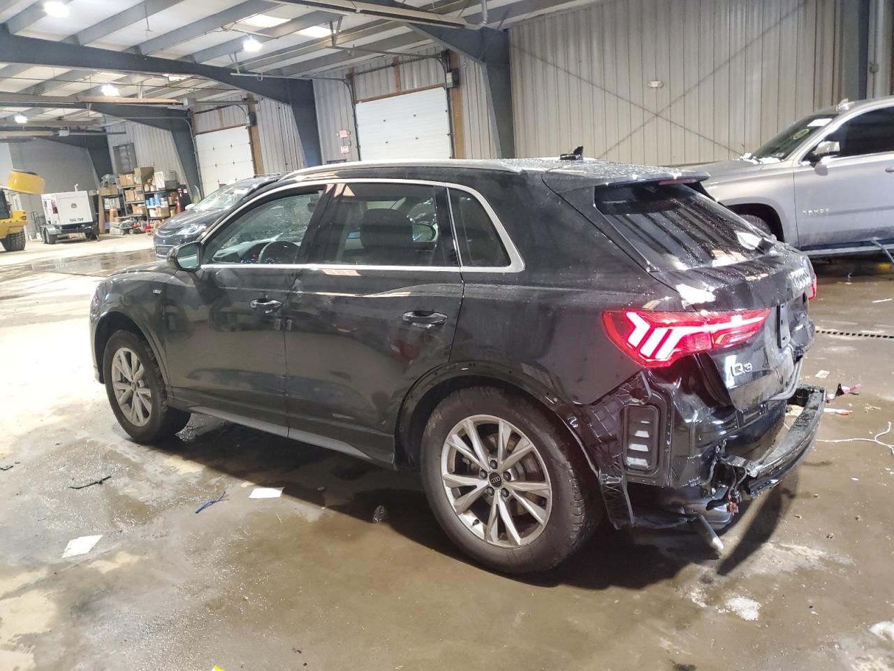 2024 Audi Q3 - Image 2