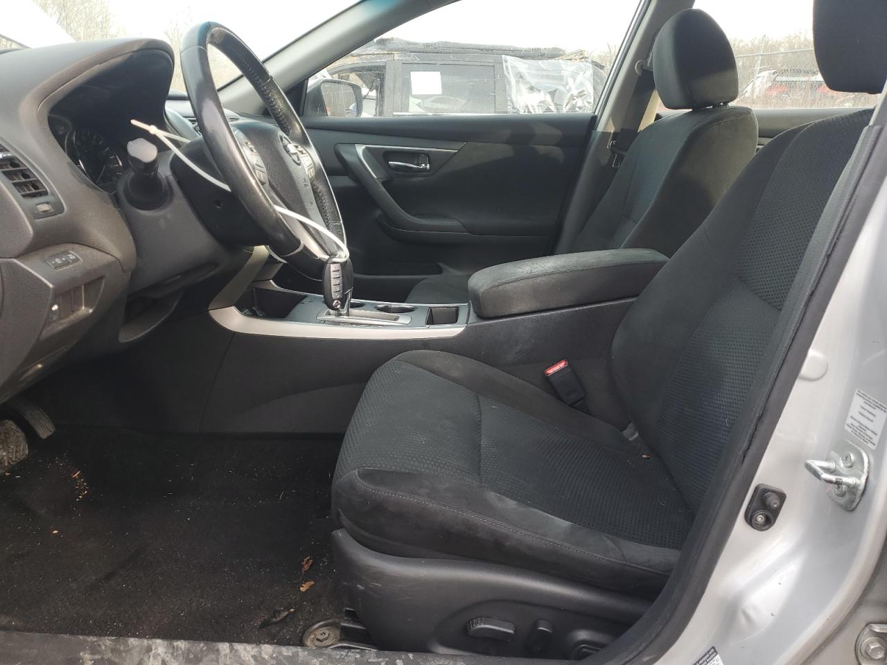 2015 Nissan Altima - Image 7