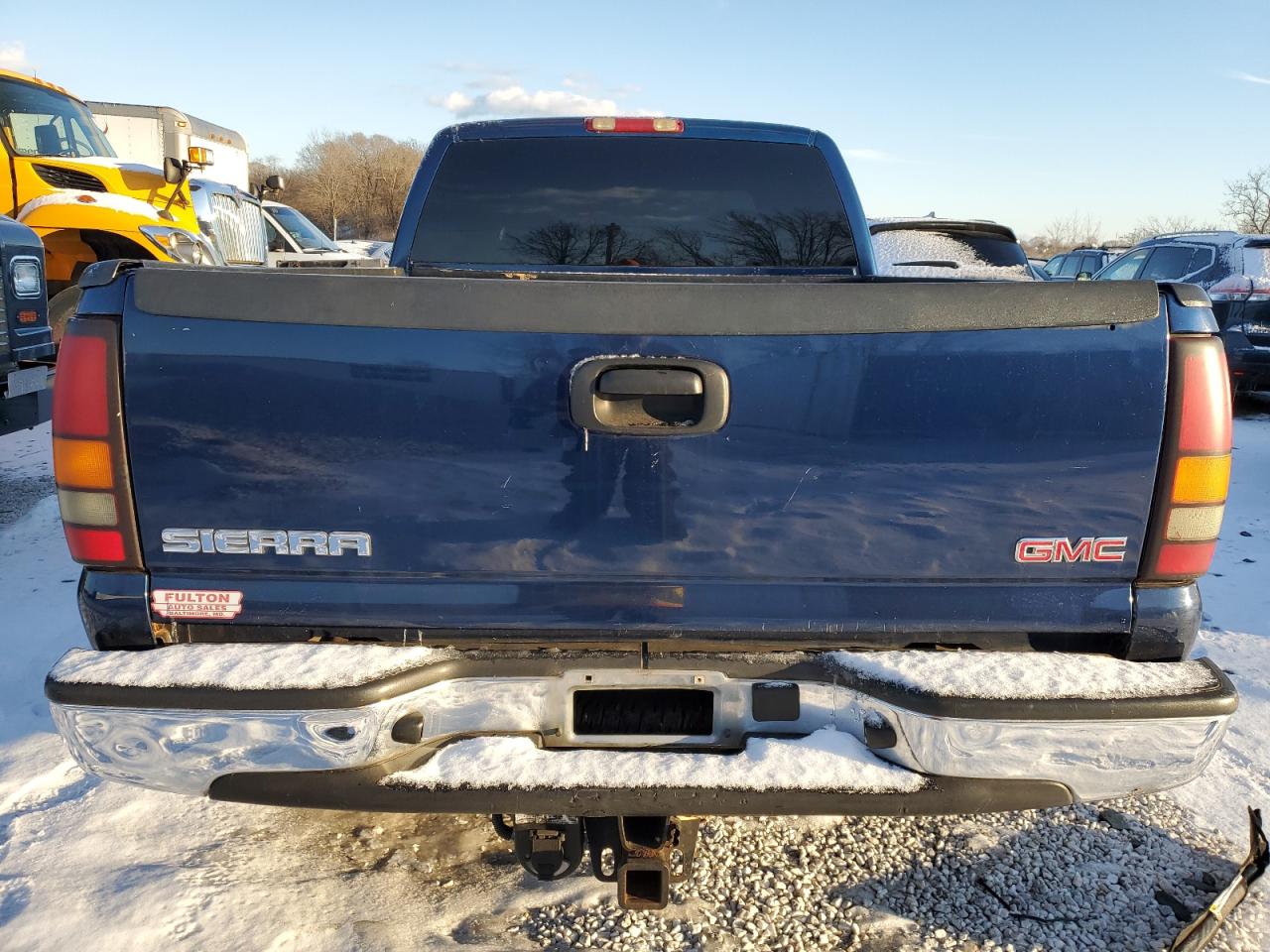 2004 GMC Sierra - Image 6