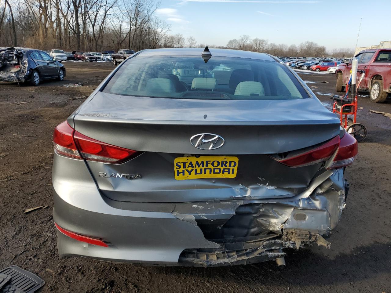 2017 Hyundai Elantra - Image 6