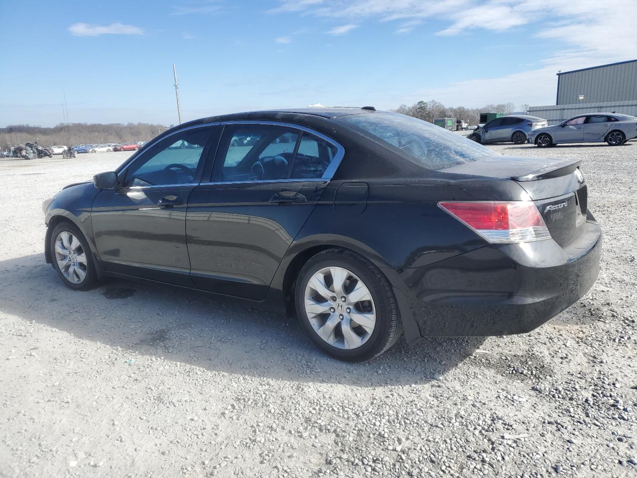 2009 Honda Accord - Image 2