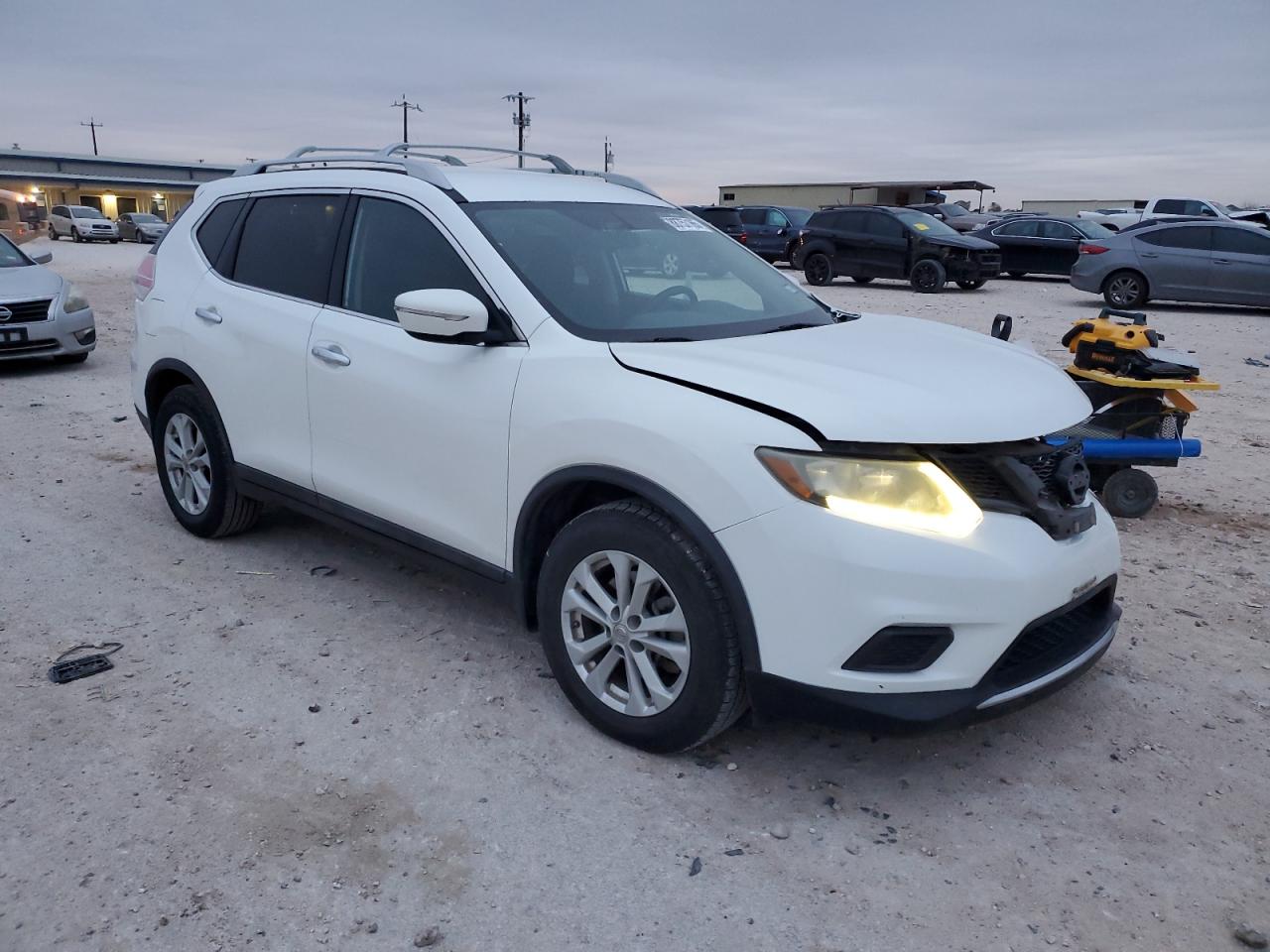 2014 Nissan Rogue - Image 4