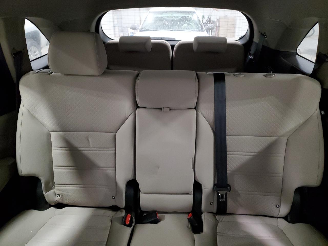 2016 Kia Sorento - Image 10