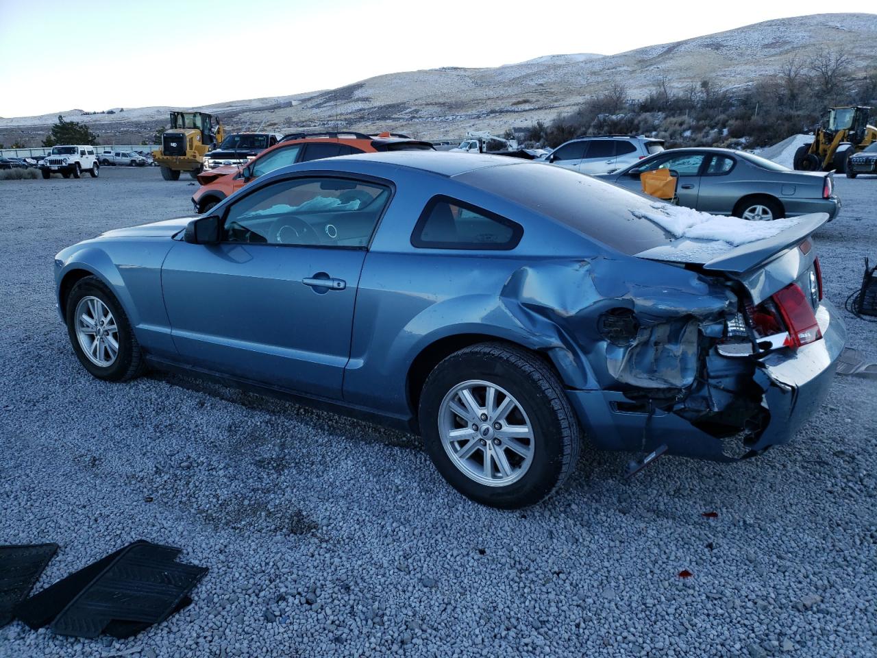 2007 Ford Mustang - Image 2